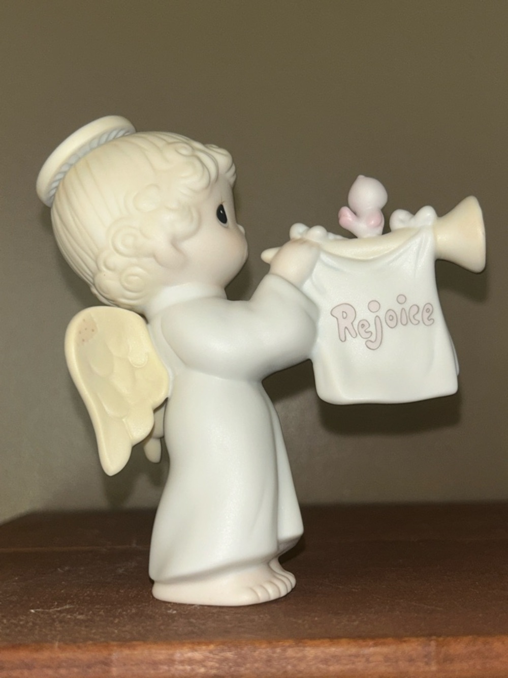 Precious Moments Ivory and Pale Yellow 'Rejoice' Angel Figurine
